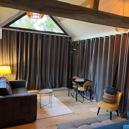 Apartamento Cote Riviere Ezy-sur-Eure Exterior foto