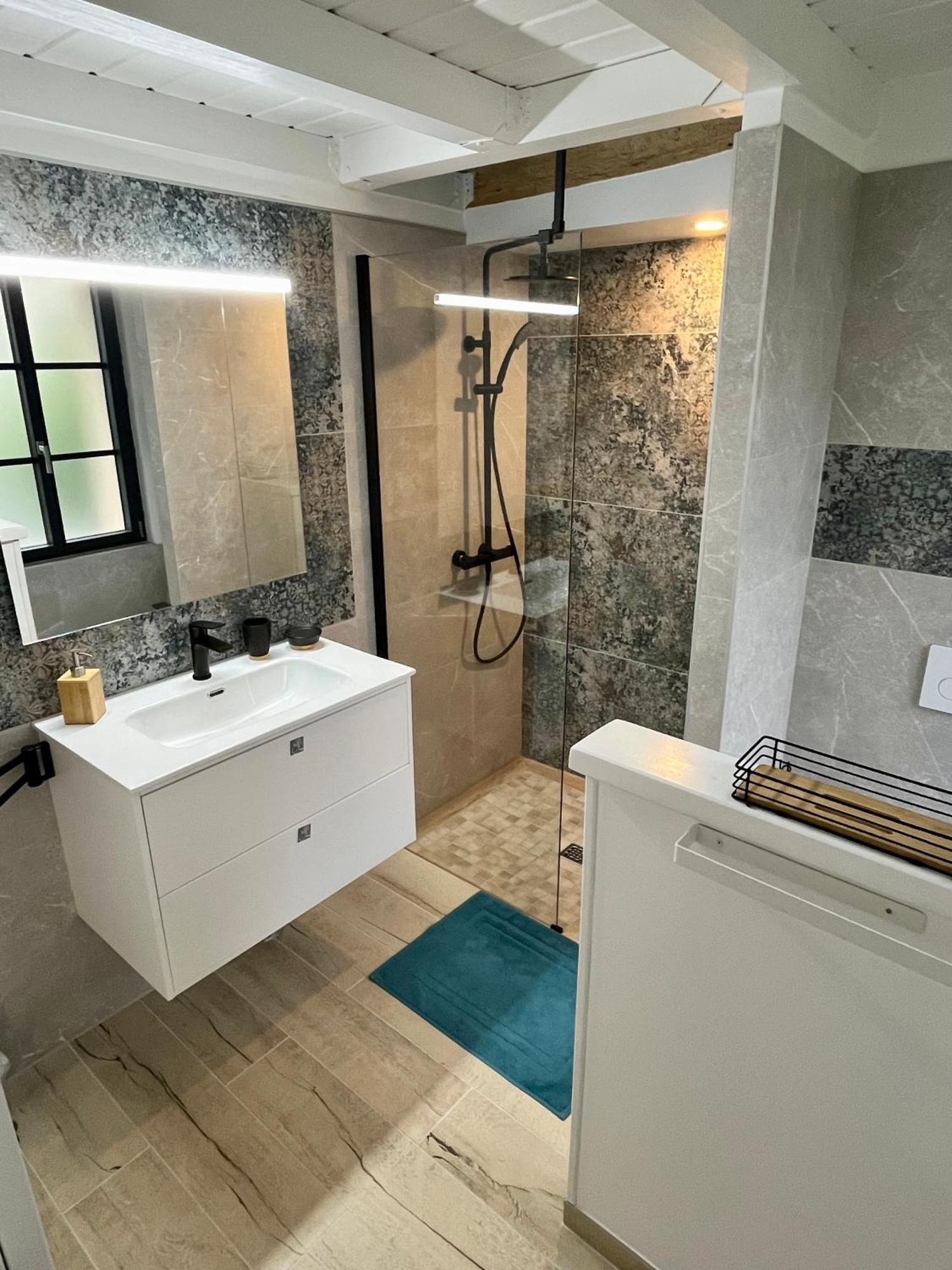 Apartamento Cote Riviere Ezy-sur-Eure Exterior foto