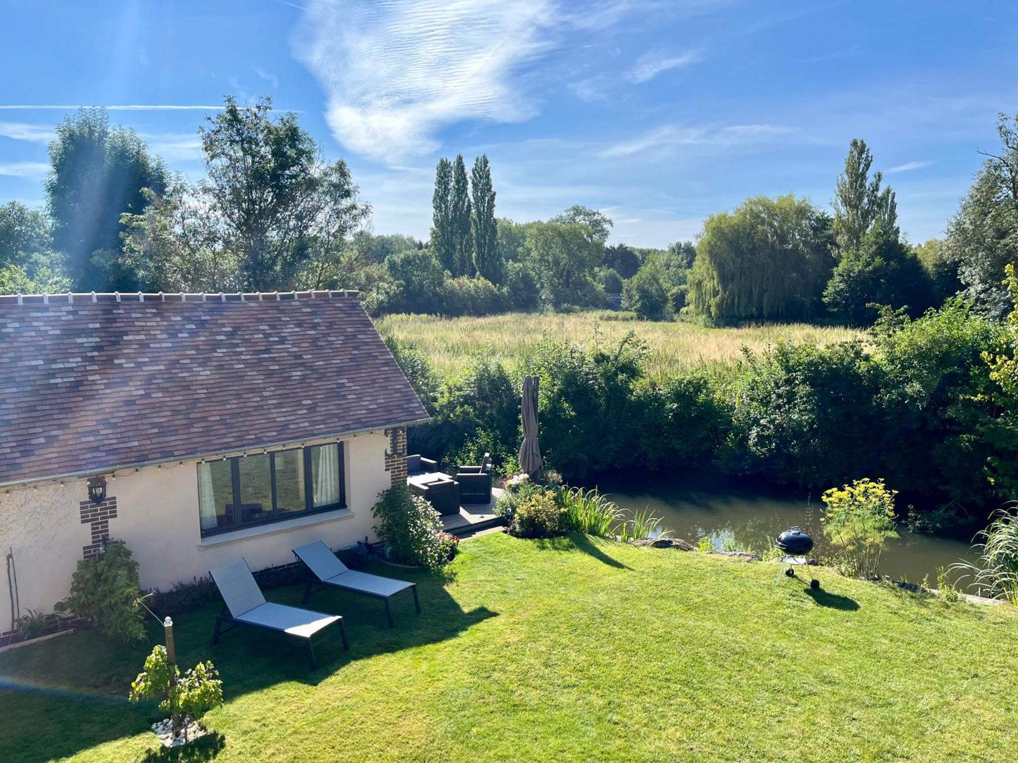 Apartamento Cote Riviere Ezy-sur-Eure Exterior foto